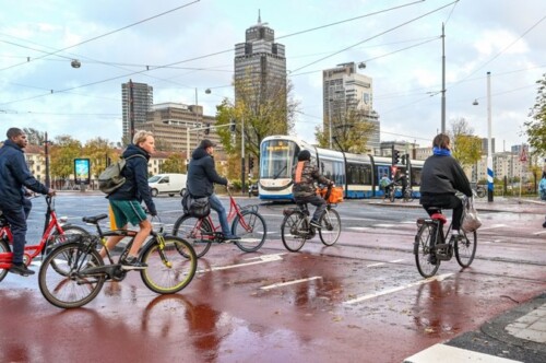 Slimme aanpassingen aan één van de drukste fietskruispunten van Amsterdam